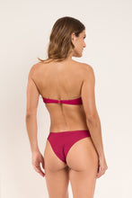 Laden Sie das Bild in den Galerie-Viewer, Model Back: Rio De Sol Unterteil Bottom Shimmer-Desejo Essential
