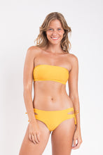 Laden Sie das Bild in den Galerie-Viewer, Model Front: Rio De Sol Unterteil Bottom Solar Madrid
