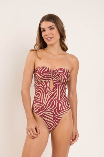 Model Front: Rio De Sol Badeanzug Dune Sara-Op