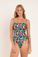 Laden Sie das Bild in den Galerie-Viewer, Model Front: Rio De Sol Badeanzug Flair Cleo
