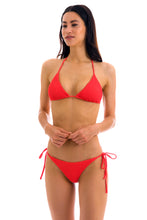 Laden Sie das Bild in den Galerie-Viewer, Model Front: Rio De Sol Set Set Cotele-Tomate Tri-Inv Ibiza
