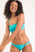 Laden Sie das Bild in den Galerie-Viewer, Image 04: Rio De Sol Set Set Nanai Bandeau-Reto Mel-Comfy
