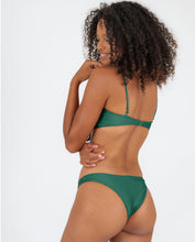 Laden Sie das Bild in den Galerie-Viewer, Image 06: Rio De Sol Set Set Palace Bandeau-No Essential
