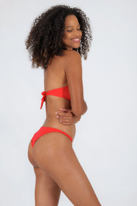 Image 04: Rio De Sol Set Set Rouge Twist Leblon