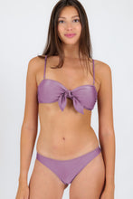 Laden Sie das Bild in den Galerie-Viewer, Gallery: Rio De Sol Set Set Shimmer-Harmonia Bandeau-Knot Essential
