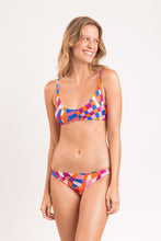 Laden Sie das Bild in den Galerie-Viewer, Model Front: Rio De Sol Oberteil Top Funny Bralette
