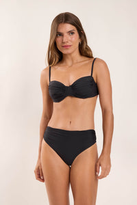 Model Front: Rio De Sol Oberteil Top Nero Vickie