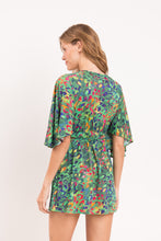 Laden Sie das Bild in den Galerie-Viewer, Model Back: Rio De Sol Mini Dress Wilds Mini Dress
