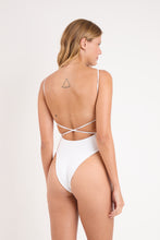 Laden Sie das Bild in den Galerie-Viewer, Sand-White Adele
