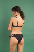 Laden Sie das Bild in den Galerie-Viewer, Set Cashew Balconet-Tie Madrid
