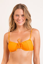 Laden Sie das Bild in den Galerie-Viewer, Top Dots-Mango Balconet-Tie
