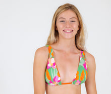 Laden Sie das Bild in den Galerie-Viewer, Top Green-Bloom Halter-Double
