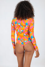 Laden Sie das Bild in den Galerie-Viewer, Top Orange-Bloom Rash-Guard
