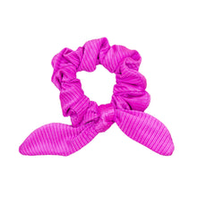 Laden Sie das Bild in den Galerie-Viewer, Eden-Pink Scrunchie
